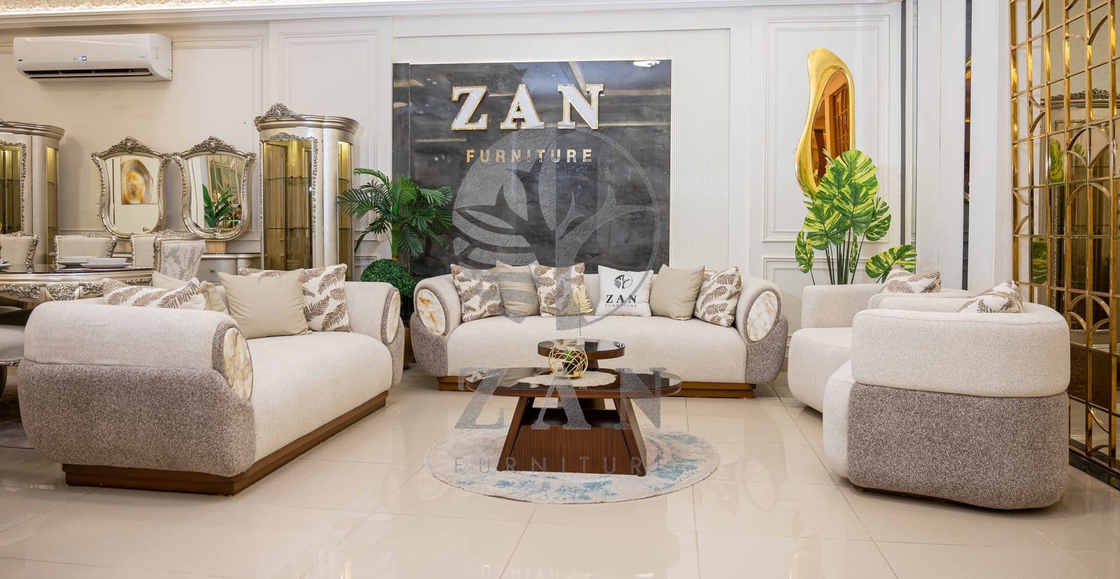 ZAN-B01-055-01.jpg